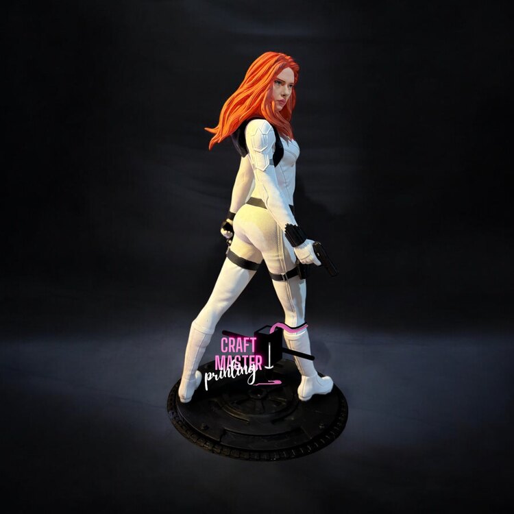 Black Widow- Scarlett