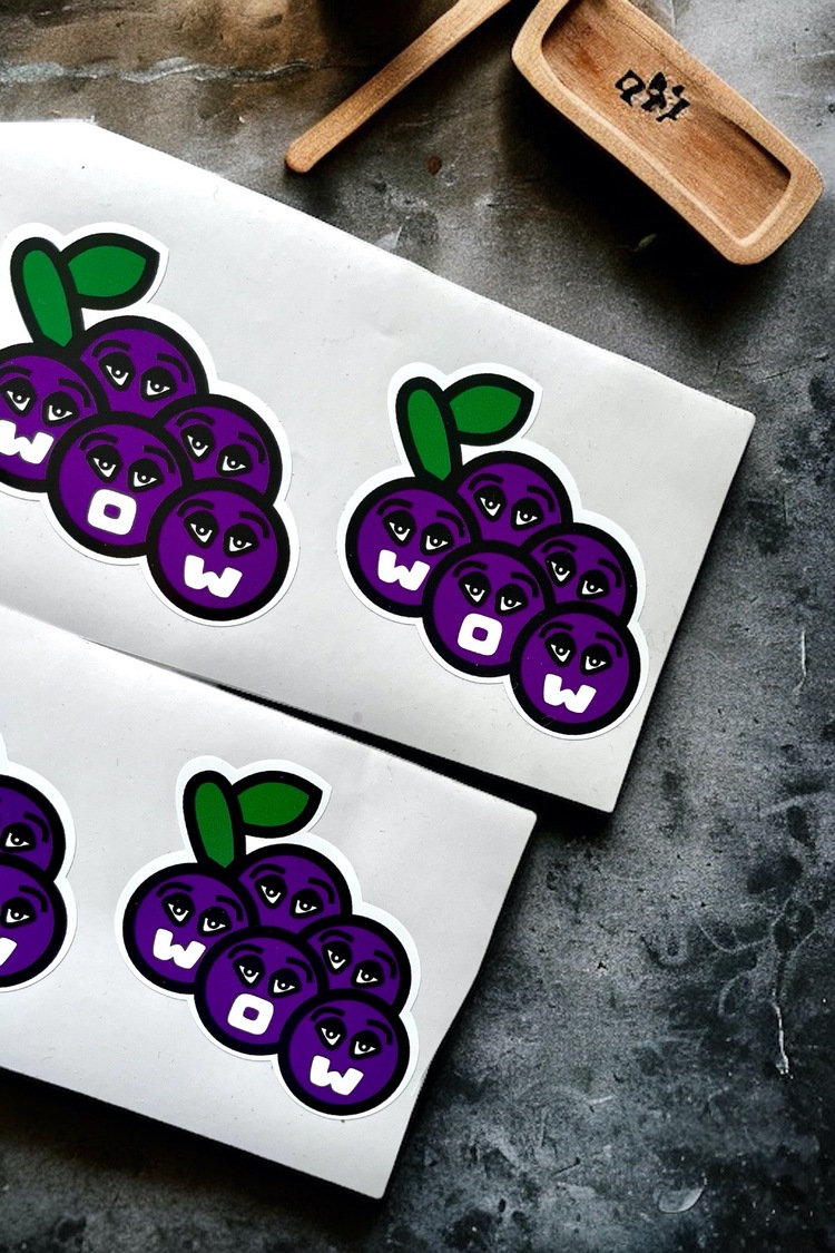 WOW STICKER