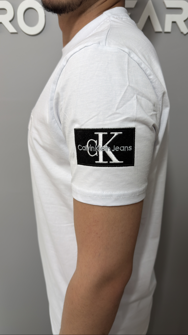 Calvin Klein Beyaz Tişört