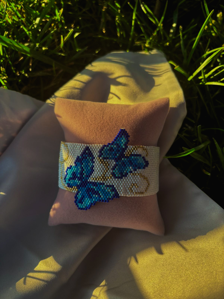 Kelebek motifli handmade bileklik