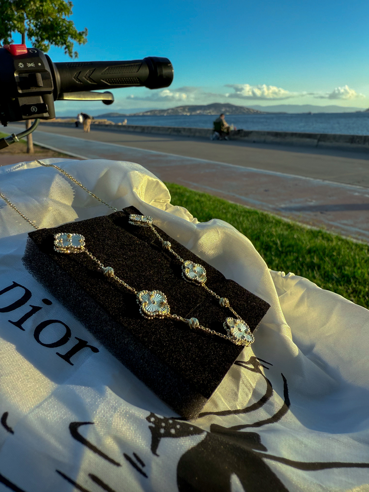GOLD VAN CLEEF YONCA DESENLİ SEDEF DETAYLI KOLYE