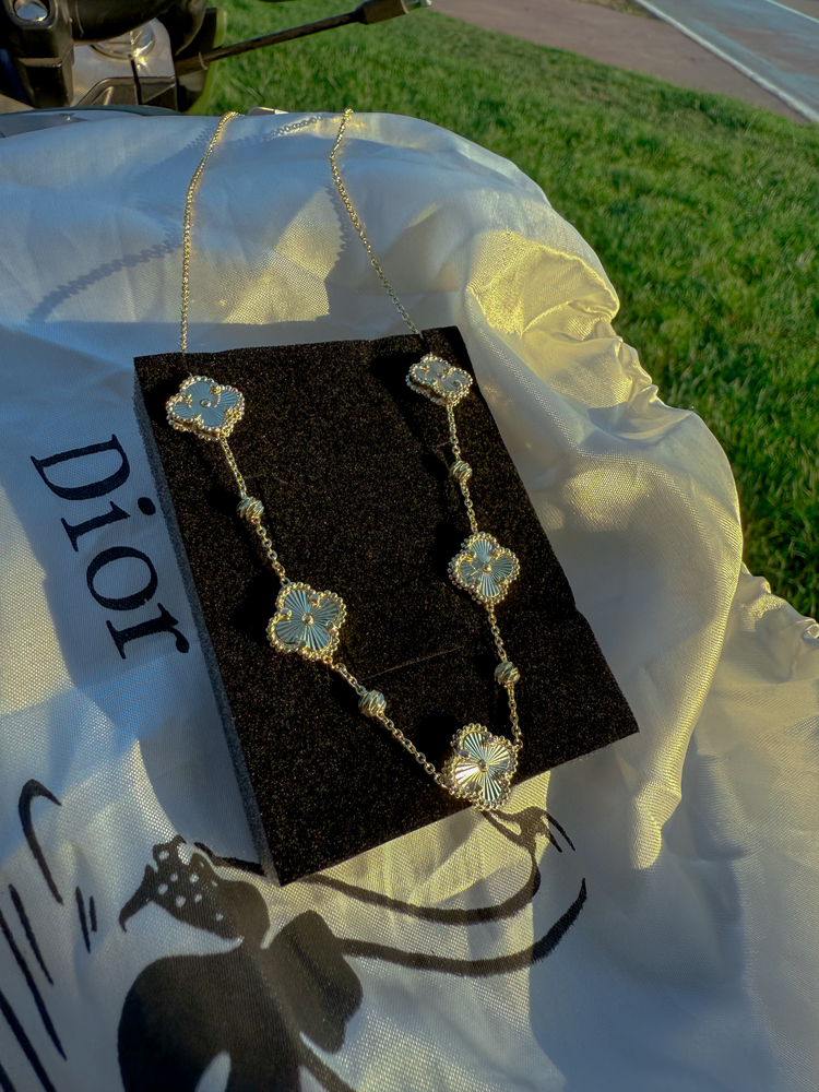 GOLD VAN CLEEF YONCA DESENLİ SEDEF DETAYLI KOLYE