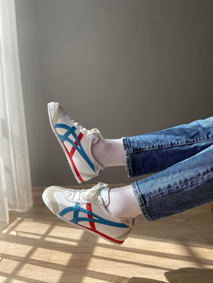 Onitsuka Tiger Mexico 66 – Krem / Mavi ve Kırmızı Detaylı Sneakers