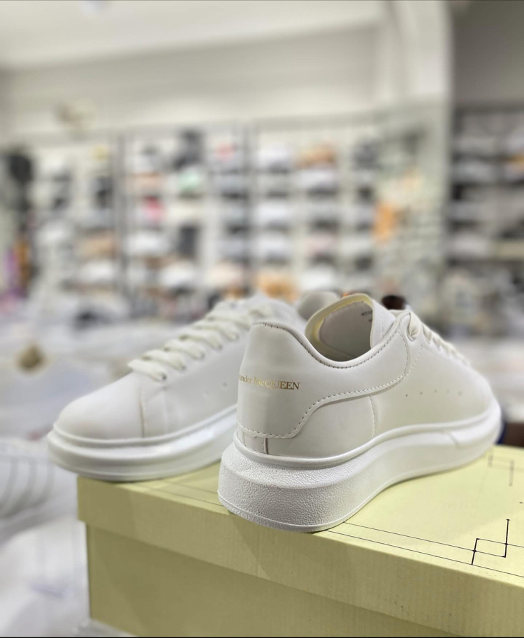 Alexander McQueen Kalın Tabanlı Full Beyaz Sneakers