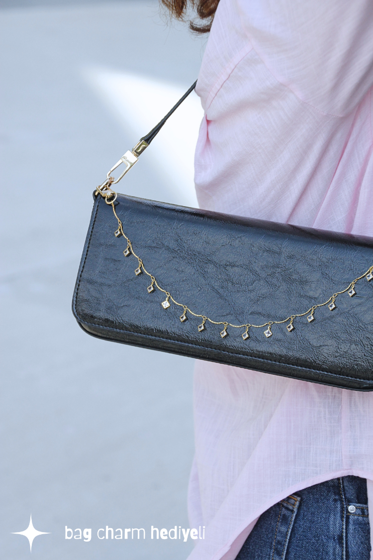 UMİ BLUE HOUR | LACİVERT RUGAN Baget East West Çanta - Bag Charm Hediyeli