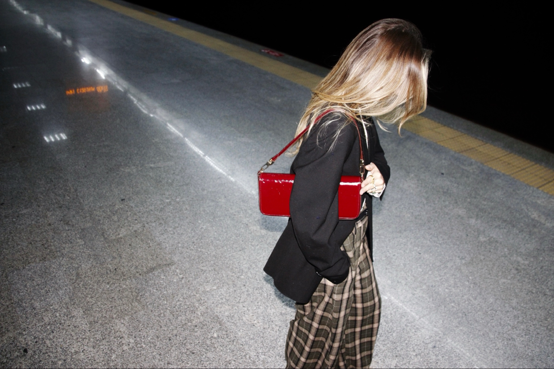 UMİ AFTER MIDNIGHT | BORDO Baget East-West Çanta - Bag Charm Hediyeli