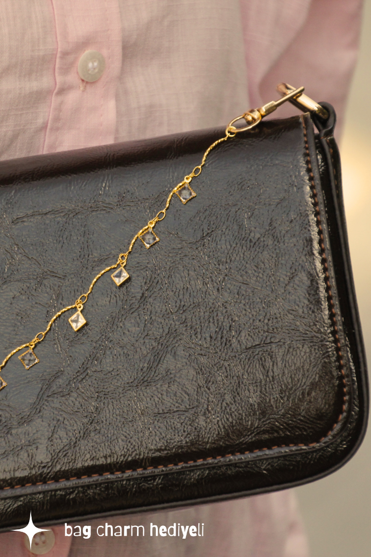 UMİ LAST CALL | KOYU KAHVE RUGAN Baget East-West Çanta - Bag Charm Hediyeli