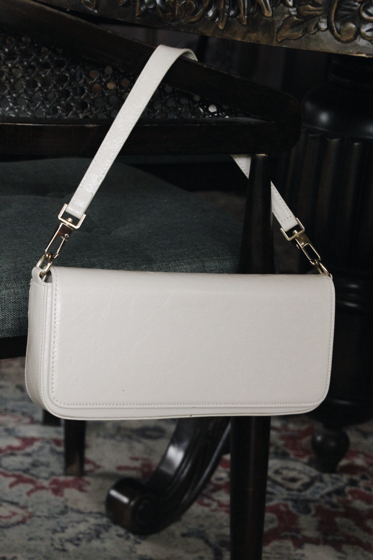 UMİ SOFT LAUNCH | EKRU Baget East-West Çanta - Bag Charm Hediyeli