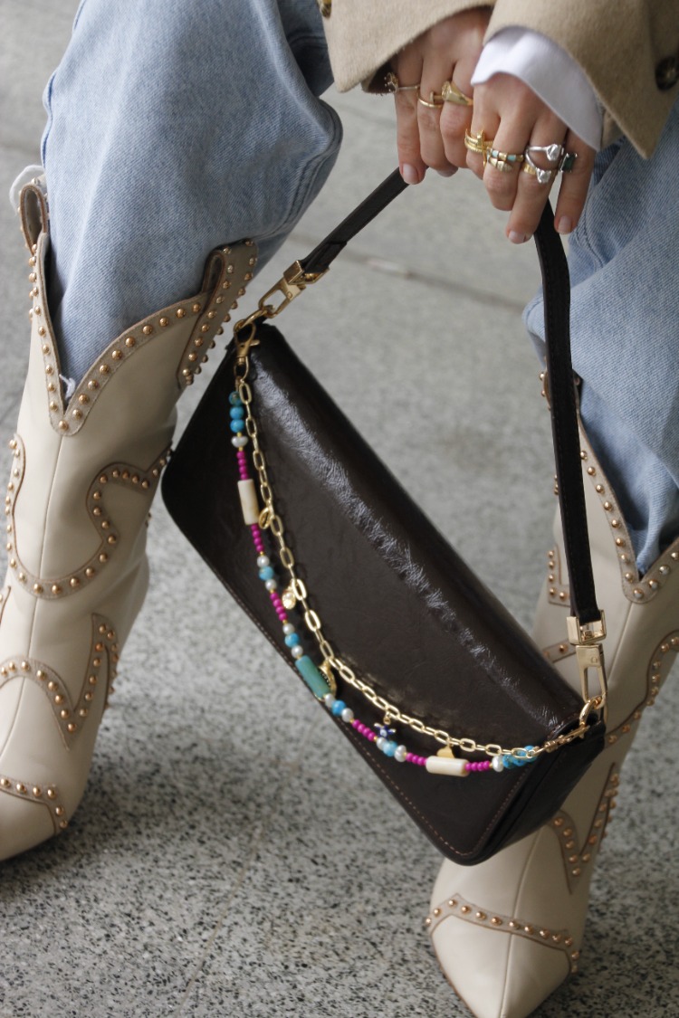 UMİ LAST CALL | KOYU KAHVE RUGAN Baget East-West Çanta - Bag Charm Hediyeli