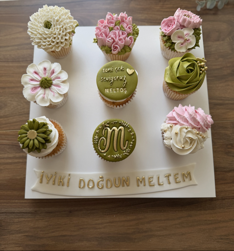 9’lu cupcake