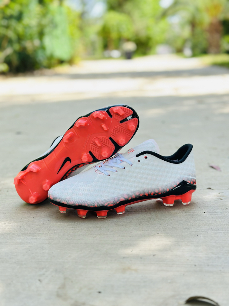 Yeni sezon Mercurial venom (Renk Değiştiren Model)