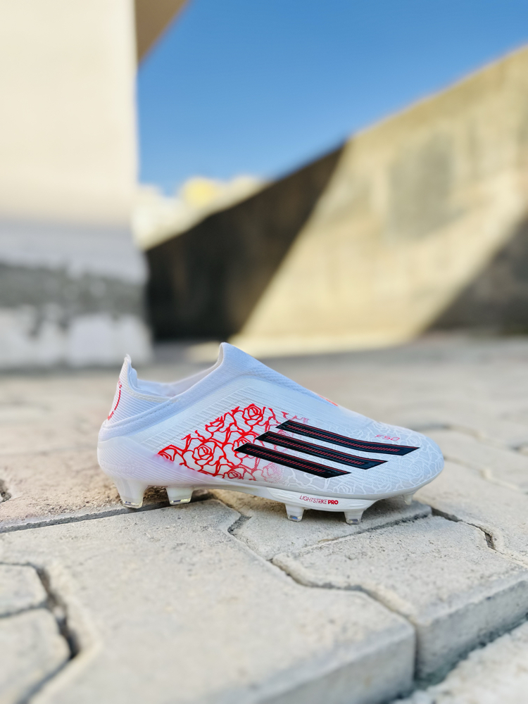 Yeni Sezon F50 +Pro Elite Prof Yamal (bağcıksız )
