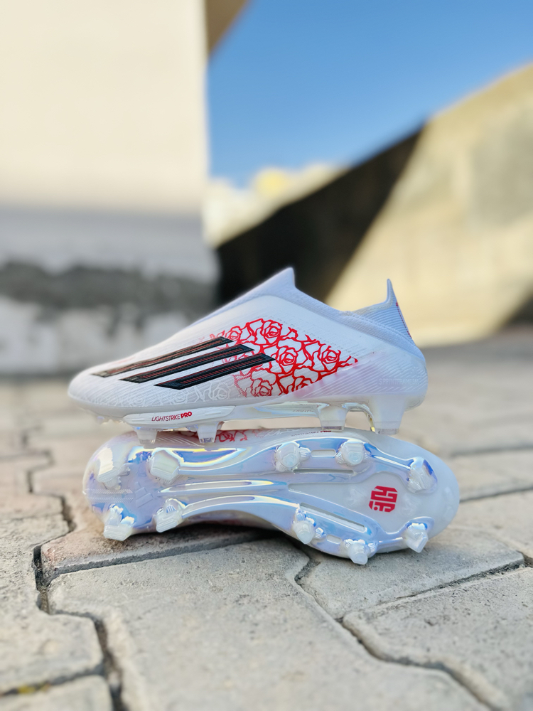 Yeni Sezon F50 +Pro Elite Prof Yamal (bağcıksız )