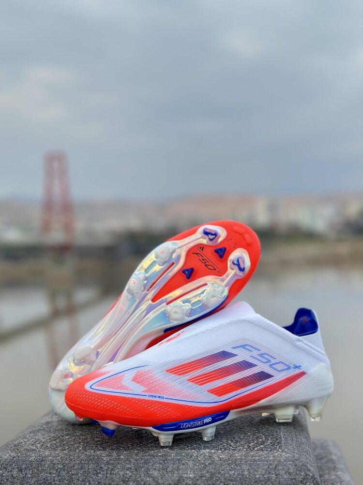 Yeni Sezon F50 Pro + Elite Prof  (Bağcıksız)
