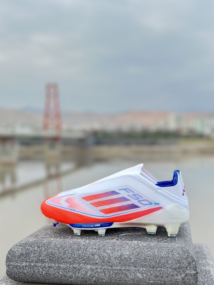 Yeni Sezon F50 Pro + Elite Prof  (Bağcıksız)