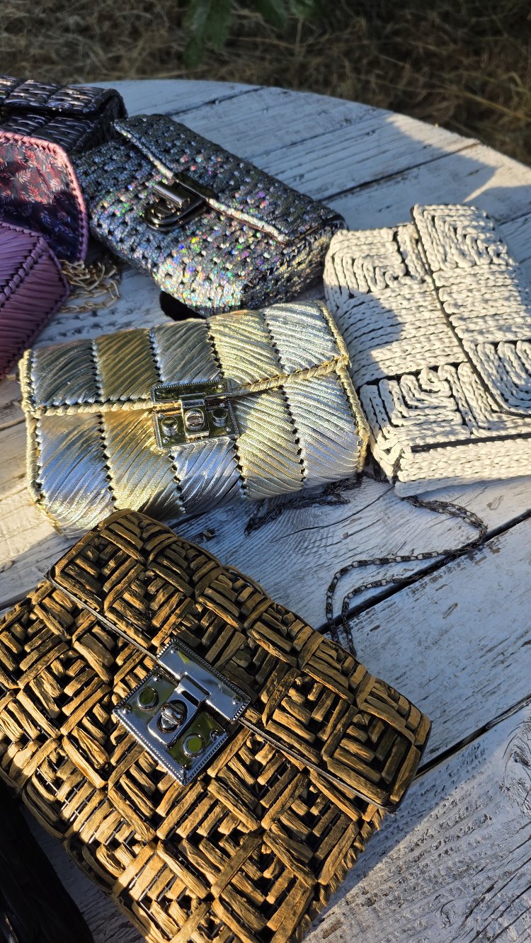 Zincirli Clutch Çantalar