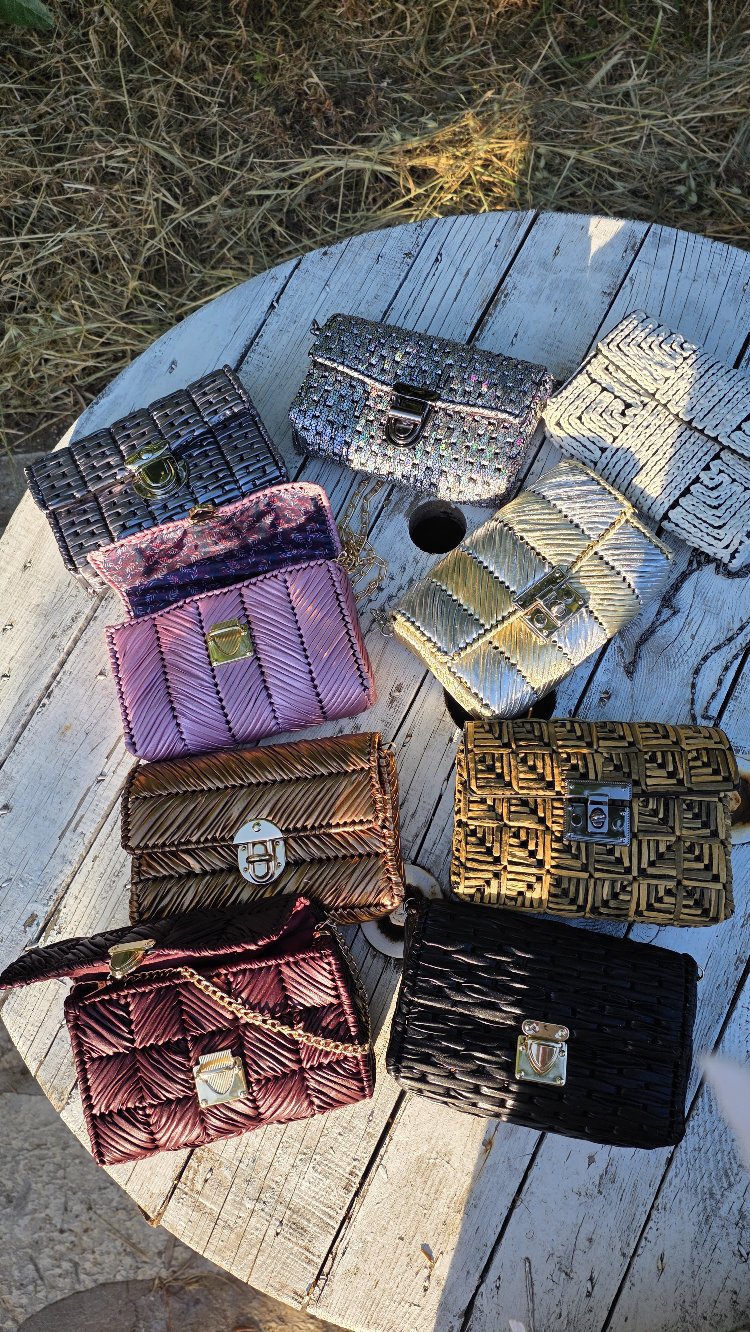 Zincirli Clutch Çantalar