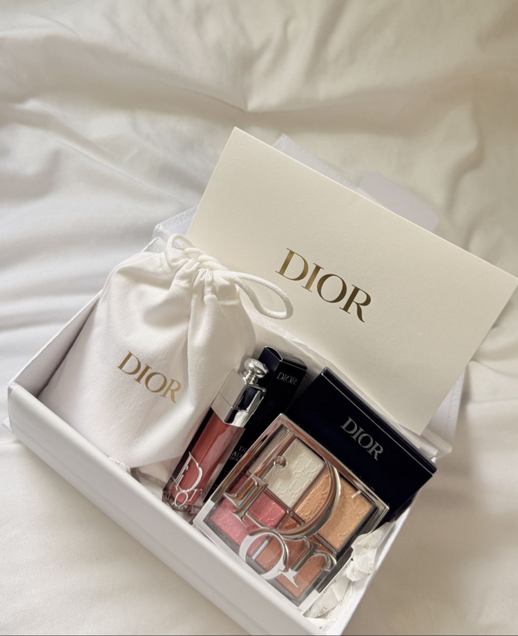 Dior 2’li Set (Lip Gloss & Highlighter Palet)