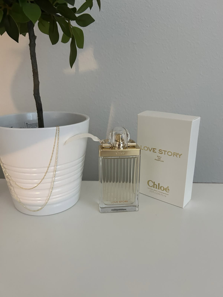 Chloe Love Story 