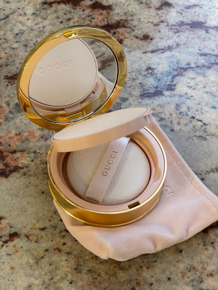 Gucci Pudra (Kılıfı ve Süngeri ile birlikte)