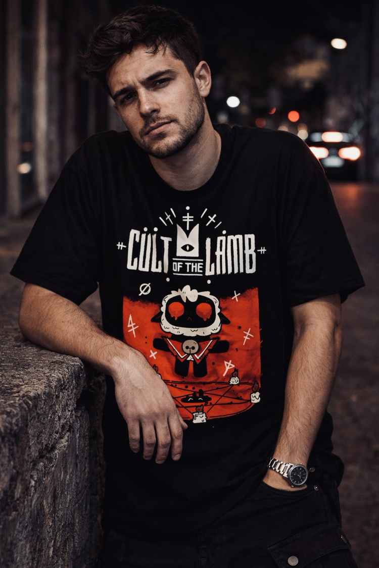  Cult of the Lamb (Alt-1) Oversize Unisex T-Shirt