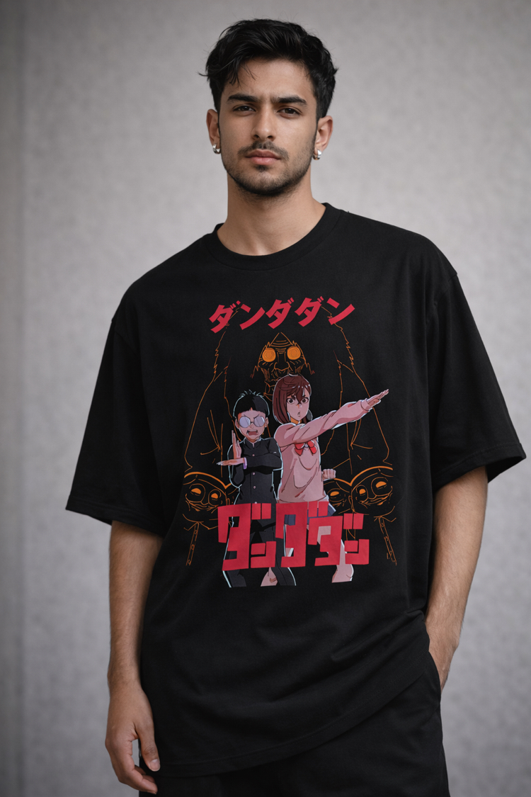 Dandadan Momo & Okarun Oversize Unisex T-Shirt