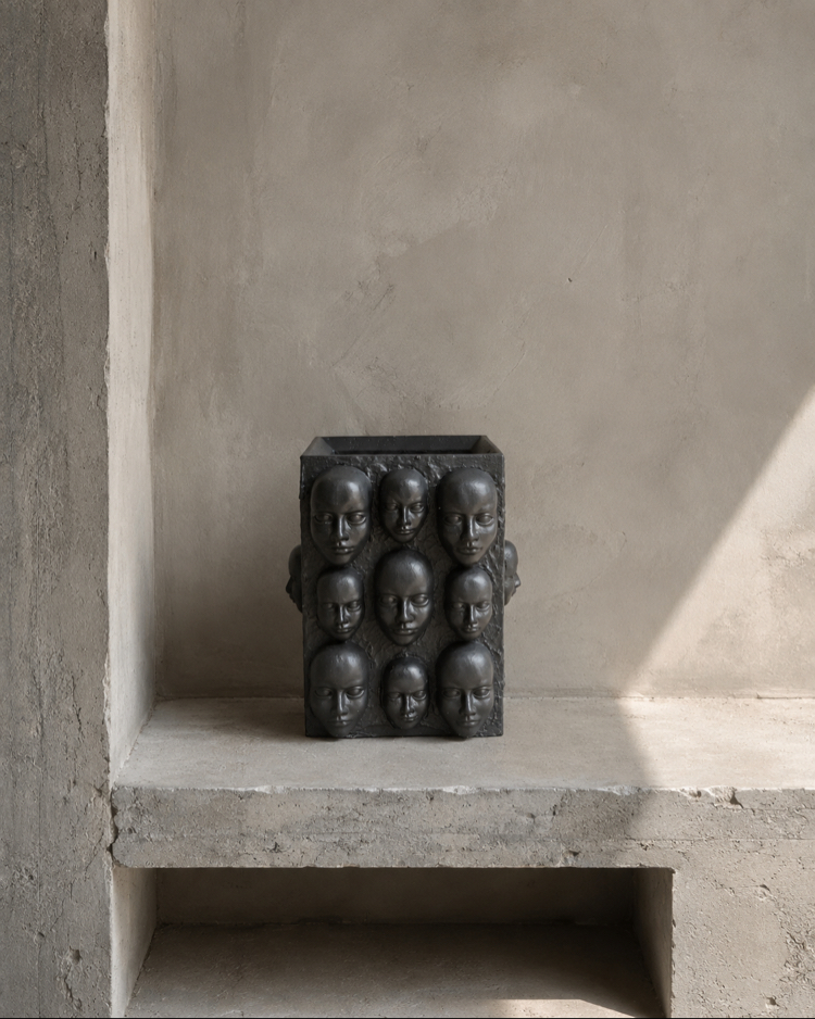 Collective Gaze Form