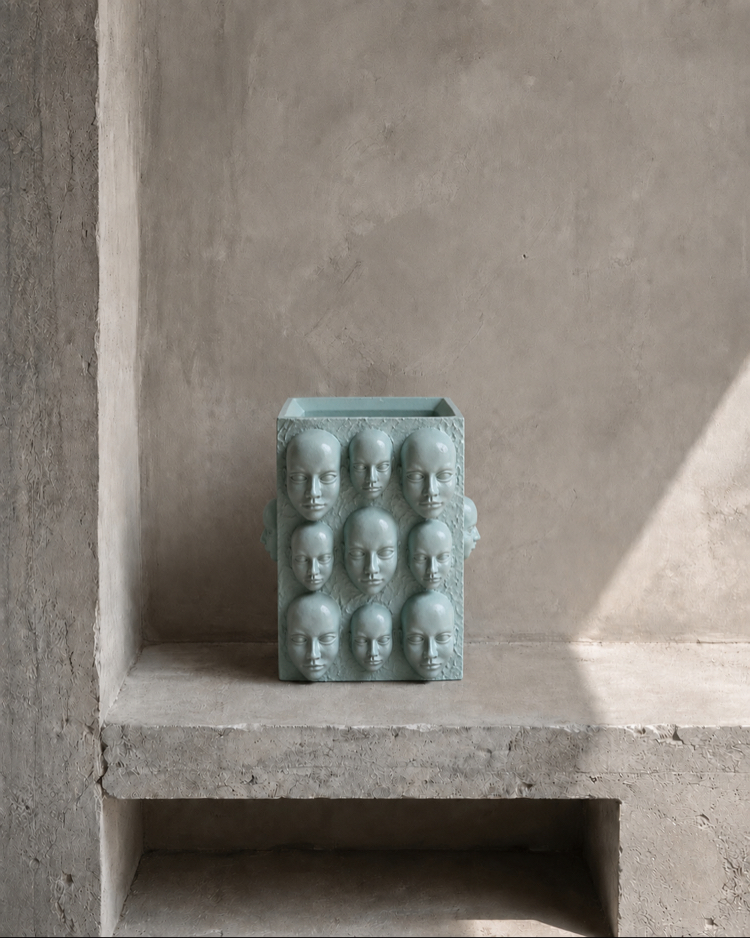 Collective Gaze Form