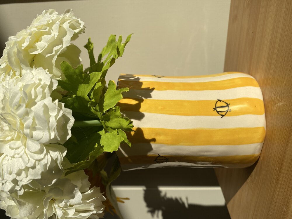Ön sipariş Honey Bee Vazo 1 adet