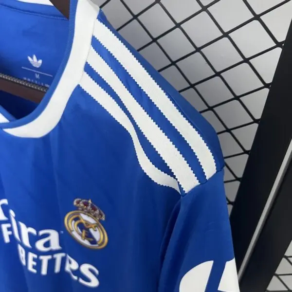 REAL MADRİD FORMA