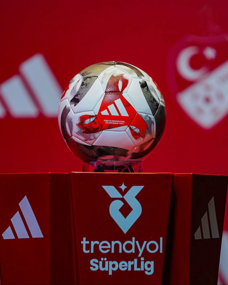 ADİDAS FUTBOL TOPU