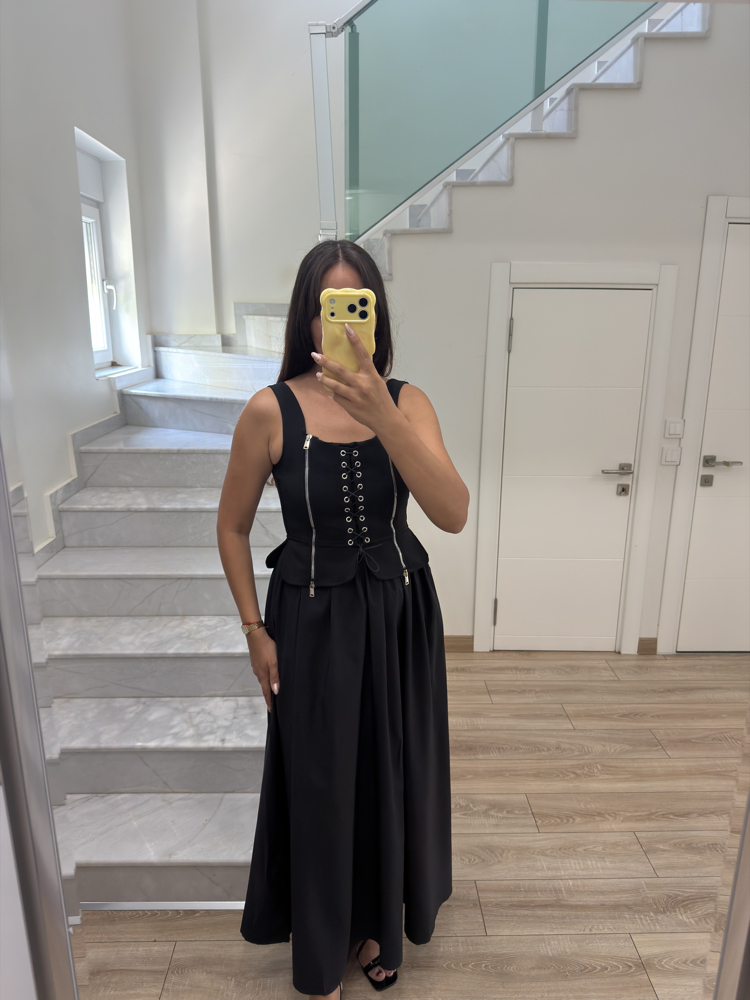 Korse detaylı elbise