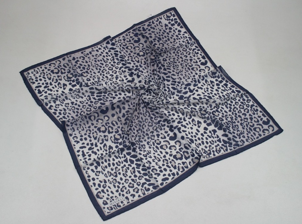 Leopar Desenli Şifon Eşarp 