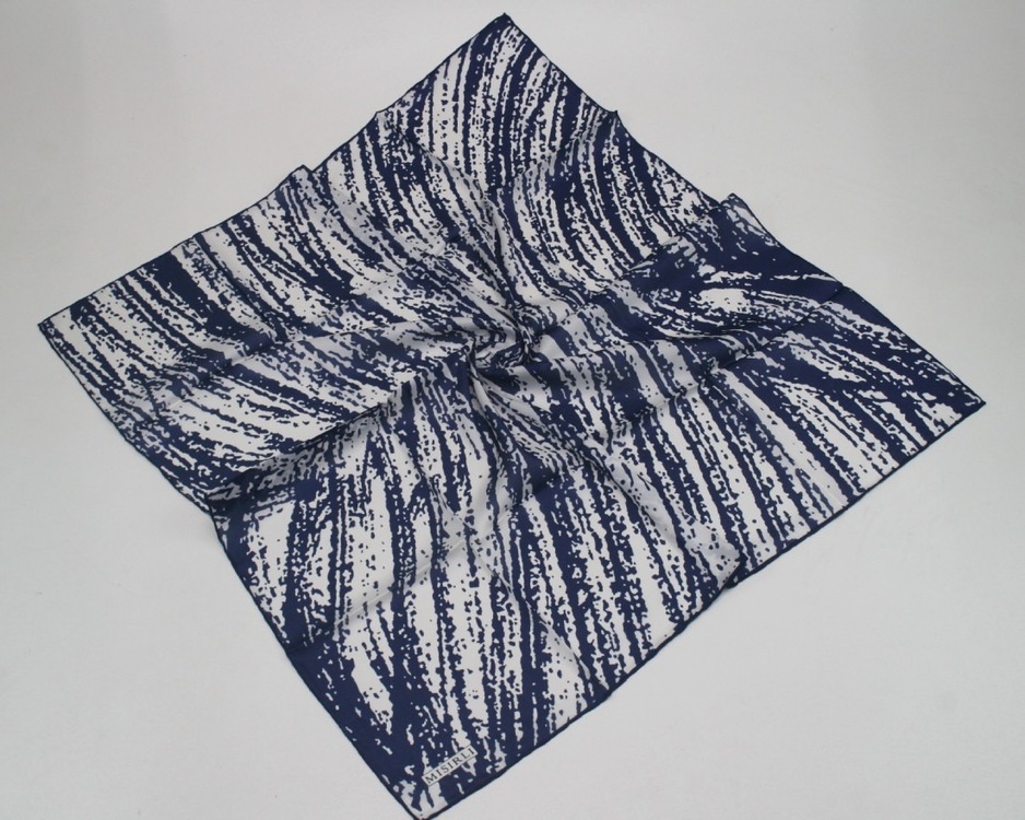 V-226 Silky Cocoon Eşarp 