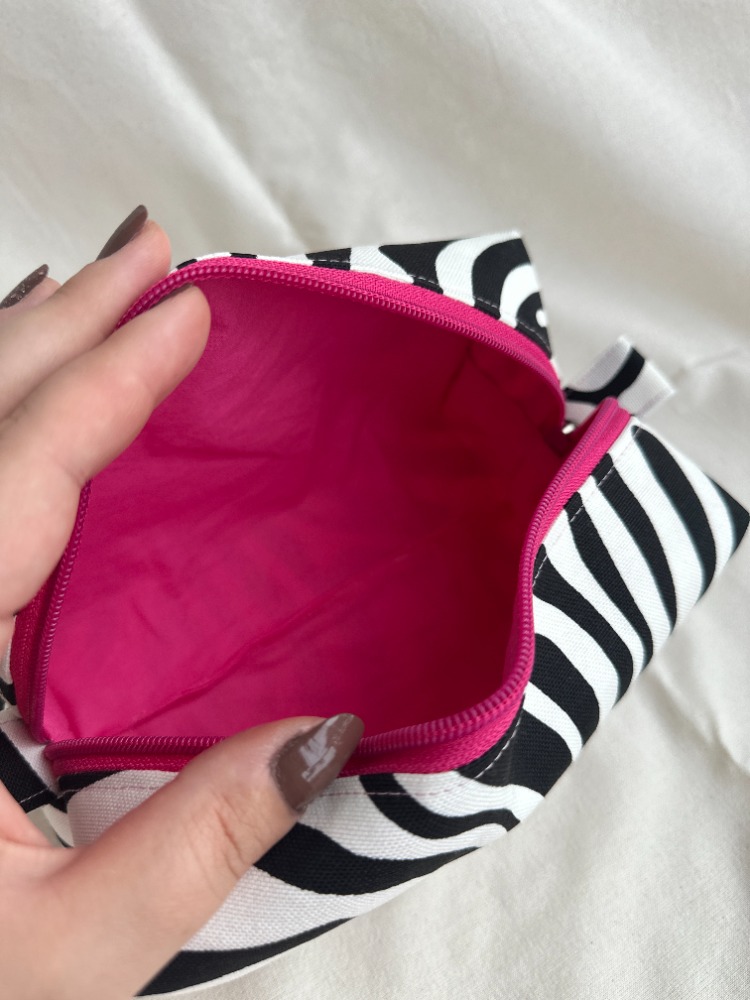 Zebra Sıvı Geçirmez Makyaj Çantası