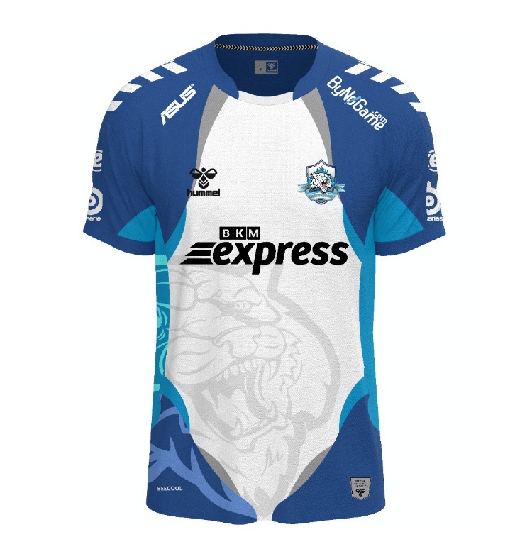 Dark Passage 2016 Şampiyon Forma Hummel Edition