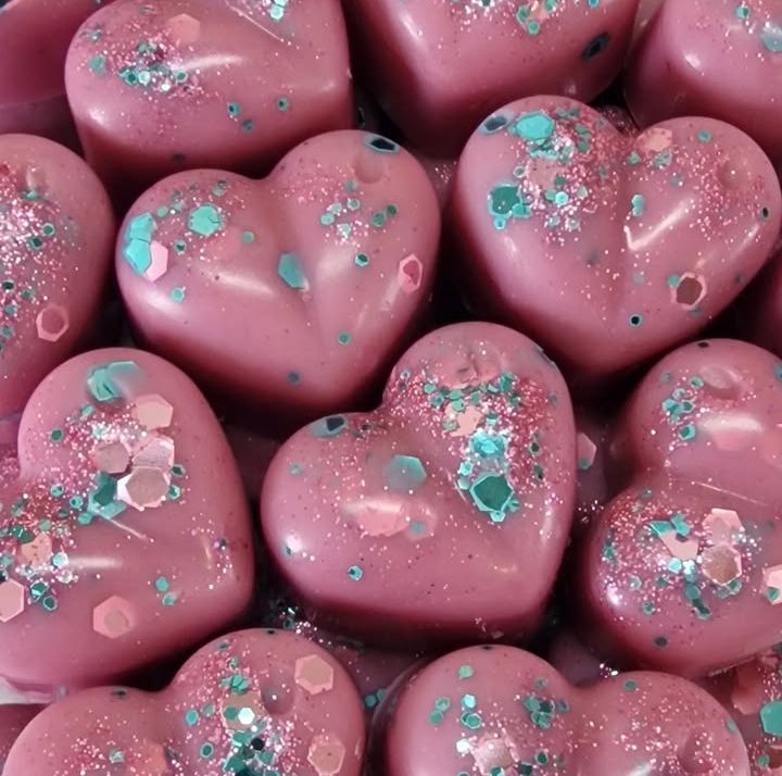 Tatlı Kalpler 12' li Set 180 Gram Lüks El Yapımı Soya Wax Melts Buhurdanlık Mumu 