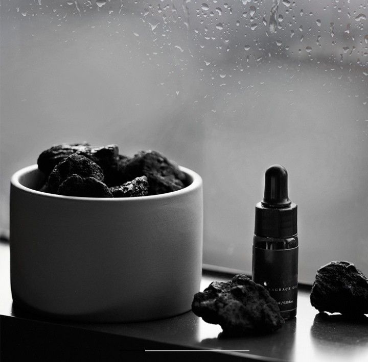 Volkanik Taş Difüzör Seti – Doğanın Saf Gücüyle Aromaterapi Deneyimi