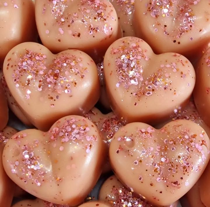 Tatlı Kalpler 12' li Set 180 Gram Lüks El Yapımı Soya Wax Melts Buhurdanlık Mumu 