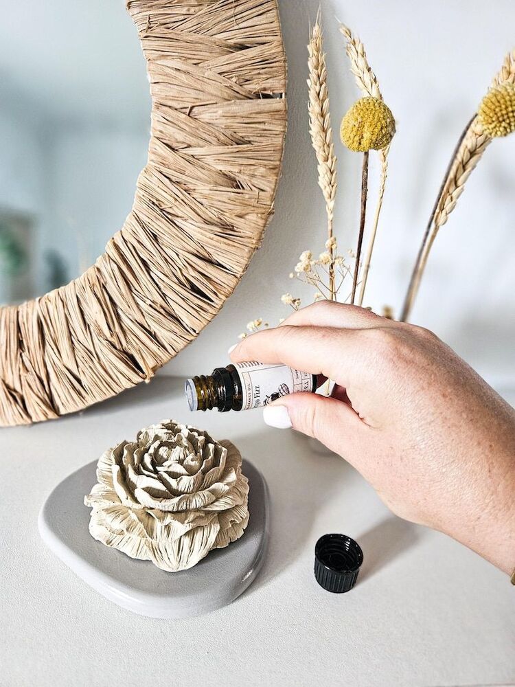 AromaBloom - ŞAKAYIK El Yapımı Doğal Taş Difüzör