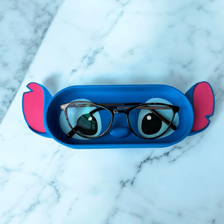 Stitch Temalı Gözlük Standı