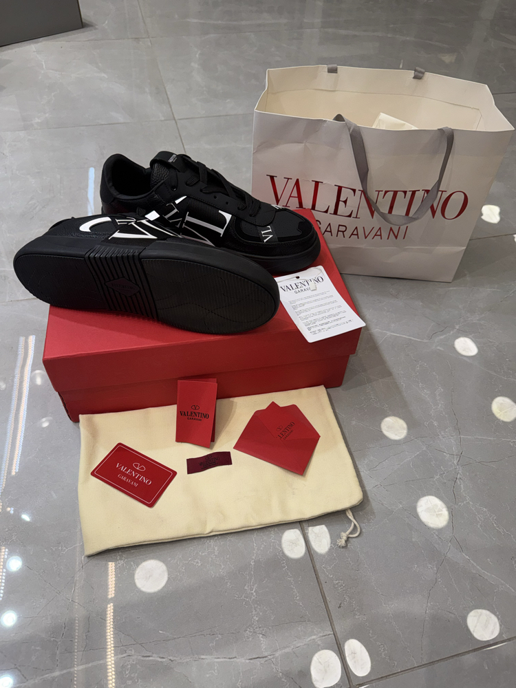 Valentino Garavani VL7N siyah sneakers