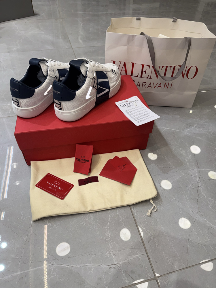 Valentino Garavani VL7N lacivert sneakers