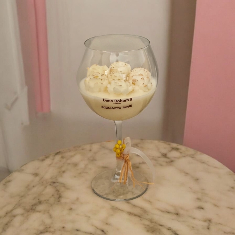 Gül Kokulu Beyaz Çiçekli Kadeh Mum-El Yapımı Lüks Dekoratif Mum-Soya Wax Mum 