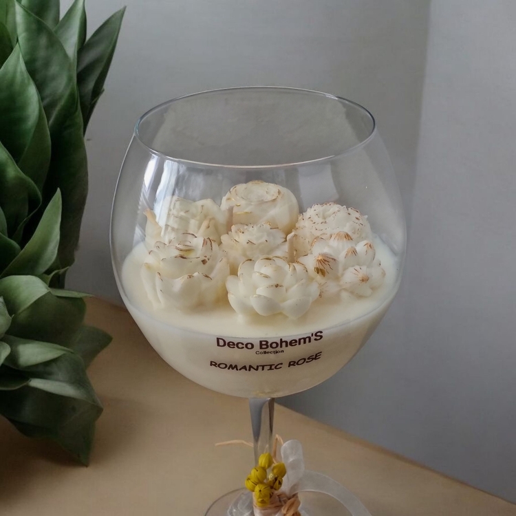 Gül Kokulu Beyaz Çiçekli Kadeh Mum-El Yapımı Lüks Dekoratif Mum-Soya Wax Mum 