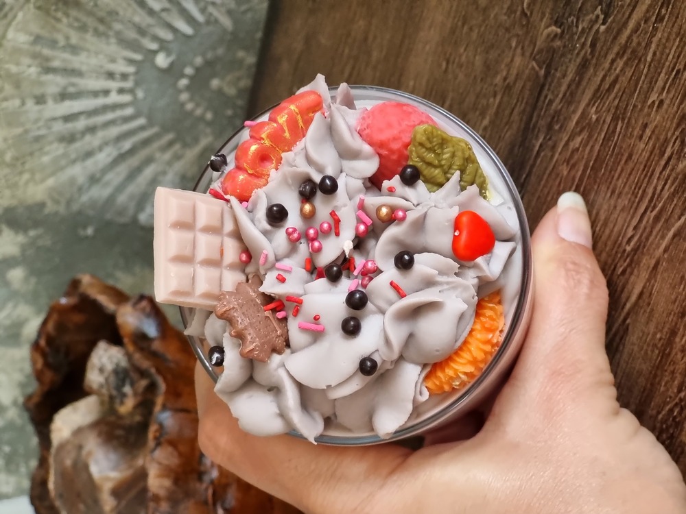 Tatlı Görünümlü Yoğun Çikolata Kokulu Doğal Soya Wax Mum