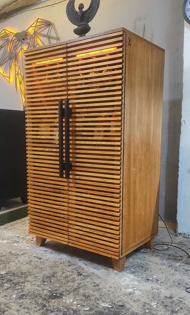 Asos Bar