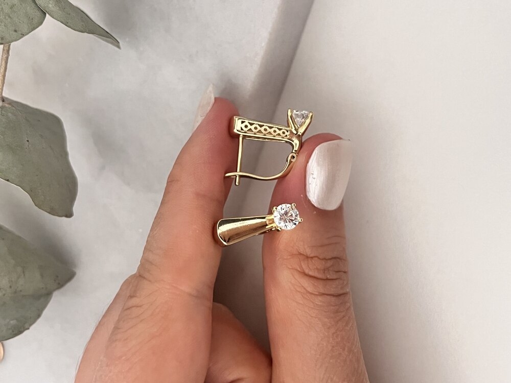 Xuping 14K Tektaş Ünlem Küpe
