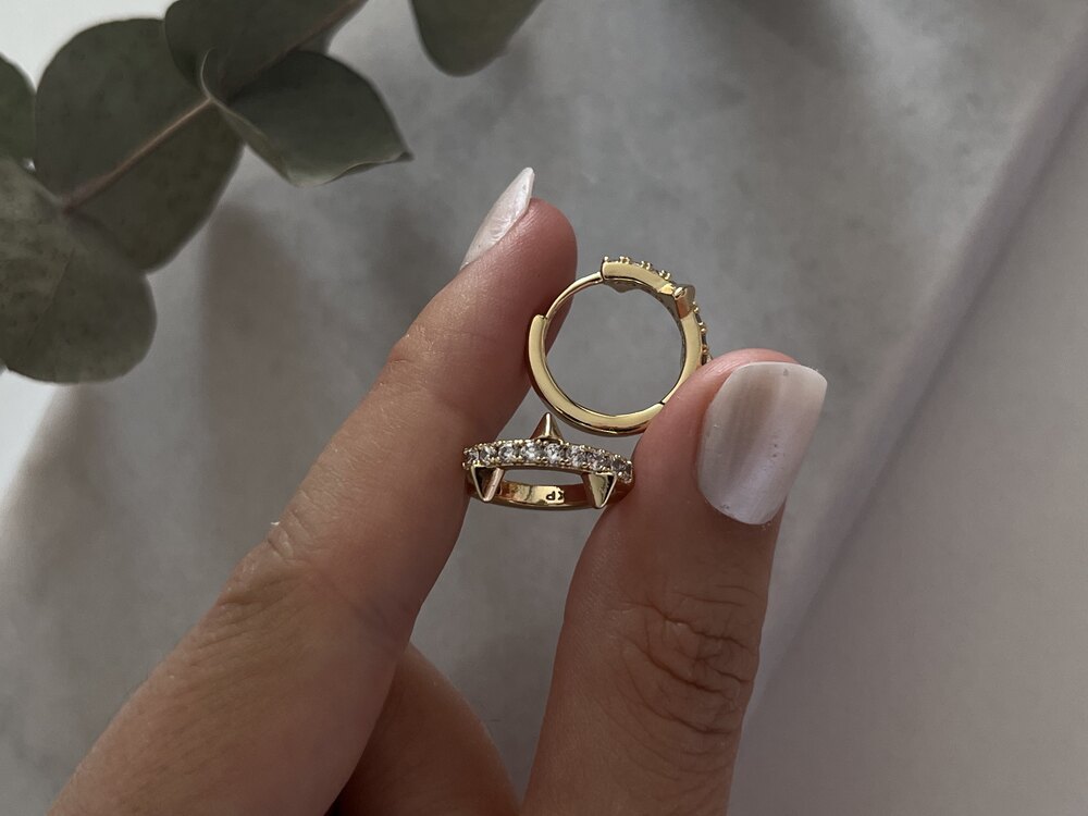 Xuping Çivi Model Taşlı Küpe