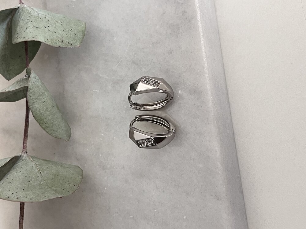 Xuping Silver Ortası Taşlı Küpe